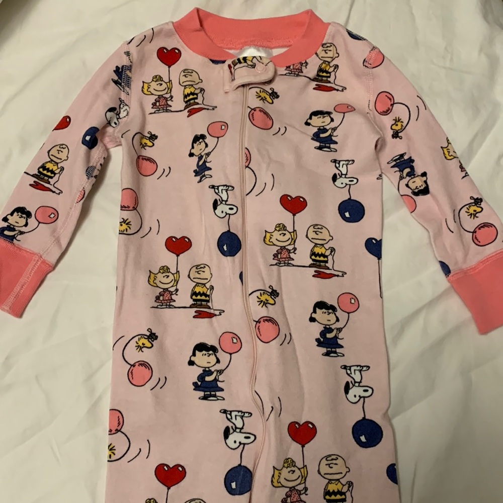 Hanna Andersson Peanuts pajamas with zipper closure 12-18mo